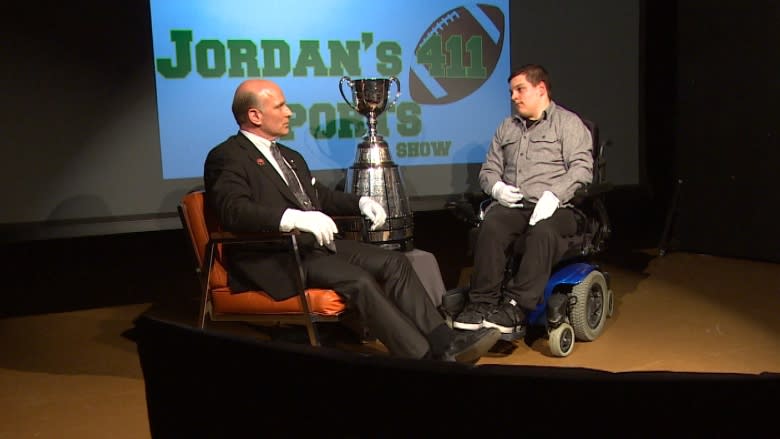 ​Grey Cup comes to Winnipeg high school for student's YouTube sports show