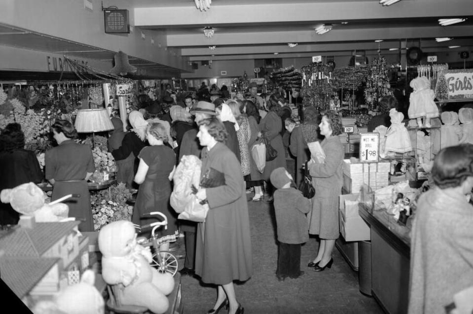 Christmas shoppers filled the S.S. Kresge Store in downtown Lexington on Dec. 9, 1948. S.S. Kresge, a Detroit, Mich., company, brought their 5 and 10 cent stores to Lexington in 1912. The downtown store was at 250 West Main Street, across from Cheapside Park. The store closed in 1967 and is now the site of the Lexington Financial Center, also known as the “Big Blue Building.” The Kresge was renamed Kmart Corp. in 1977.