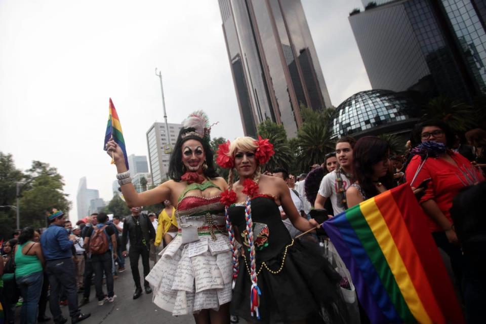 Ninfa López, acompañada de su chica, pidió también más apertura “a los derechos y a la diversidad”.