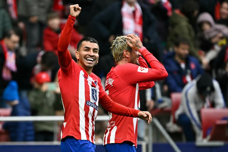 Ángel Correa y Rodrigo De Paul, dos de los campeones del mundo que serán compañeros de Julián Álvarez si se concreta su traspaso a Atlético de Madrid