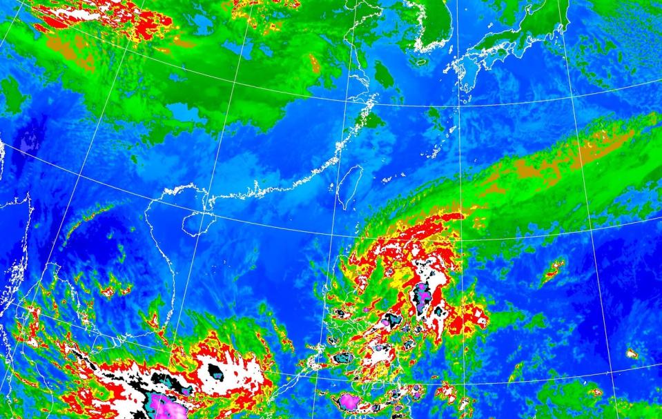 中央氣象局表示，明日受到南方雲系影響，全台都會出現降雨。   圖：中央氣象局／提供