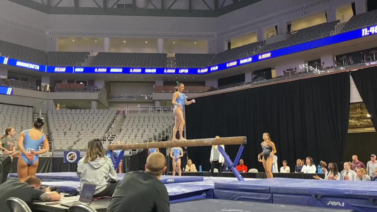 Watch Auburn’s Suni Lee practice balance beam before NCAA Championships