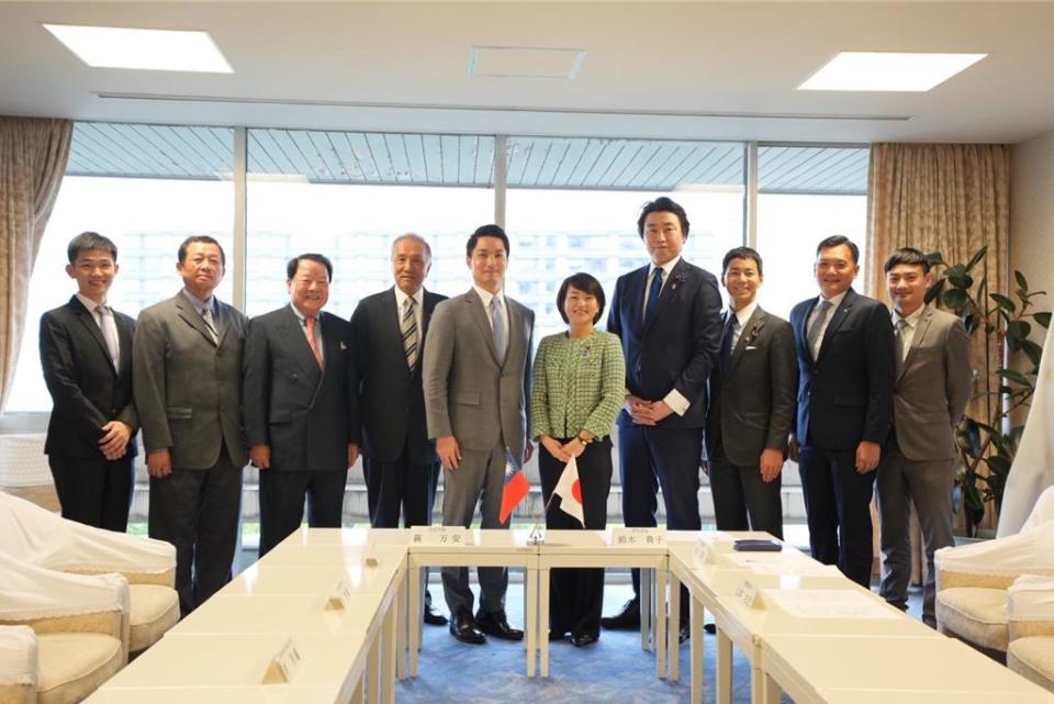台北市長蔣萬安15日抵達日本東京後，第一個行程就是前往拜會日本自民黨青年局。（台北市政府提供／丁上程台北傳真）