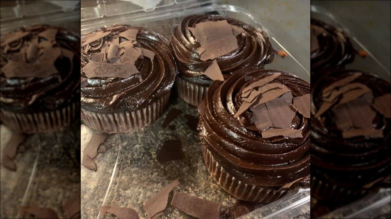 Costco mini chocolate cakes