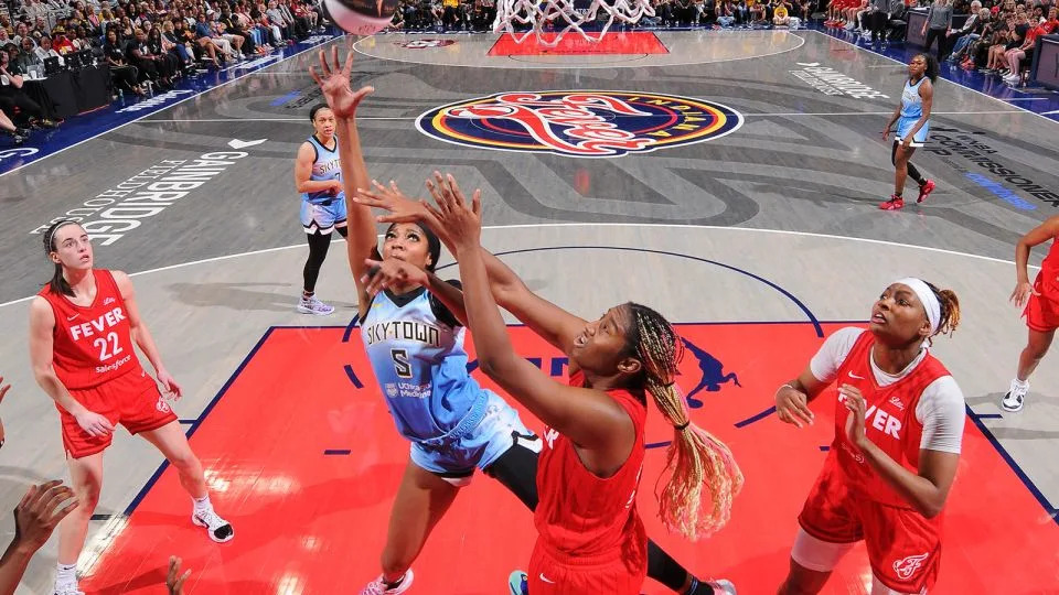 Angel Reese #5 of the Chicago Sky drives to the basket during the game against the Indiana Fever on June 1, 2024 at Gainbridge Fieldhouse in Indianapolis, Indiana. - Ron Hoskins/NBAE/Getty Images