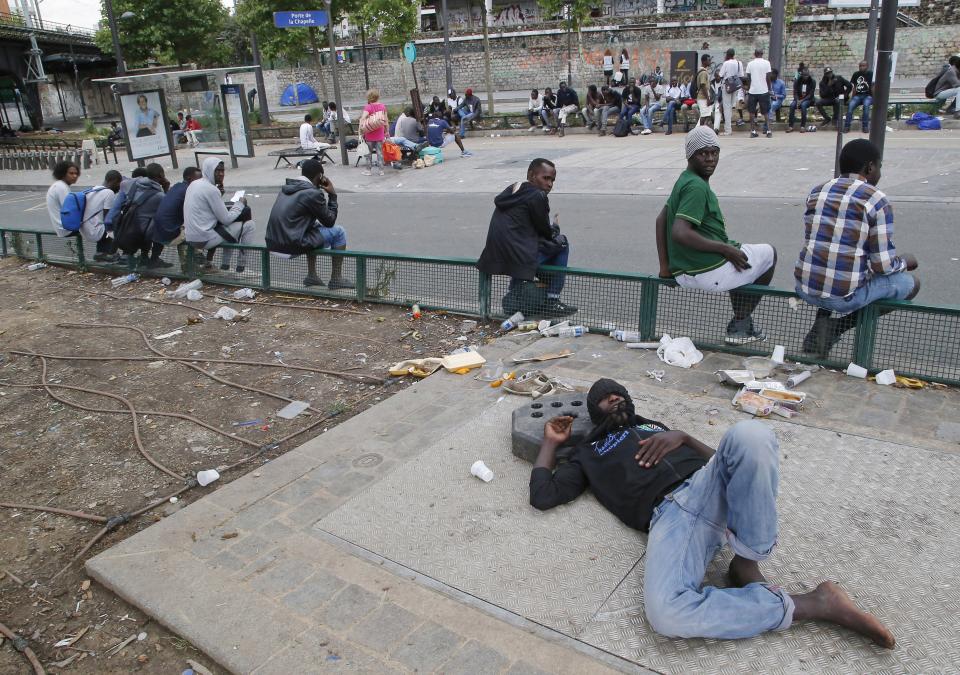 A group of homeless men in Paris (Rex)