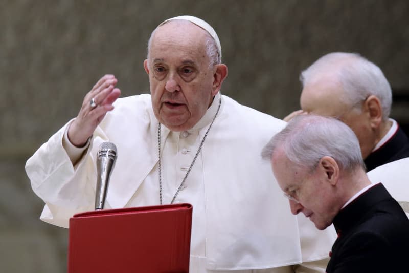 Pope Francis speaks during the audience to the volunteers of the Italian Red Cross at the Vatican. Evandro Inetti/ZUMA Press Wire/dpa