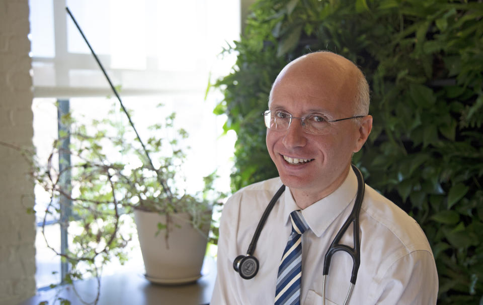 Dr. Aaron Bernstein (Photo: John Wilcox for Coverage, a BCBS of MA news service)