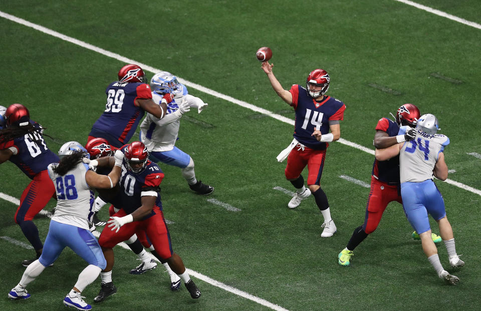 Christian Hackenberg (No. 14), quarterback for the Memphis Express, throws it in an AAF preseason game against the Salt Lake Stallions at the Alamodome on January 27, 2019 in San Antonio, Texas. (courtesy: Alliance of American Football)