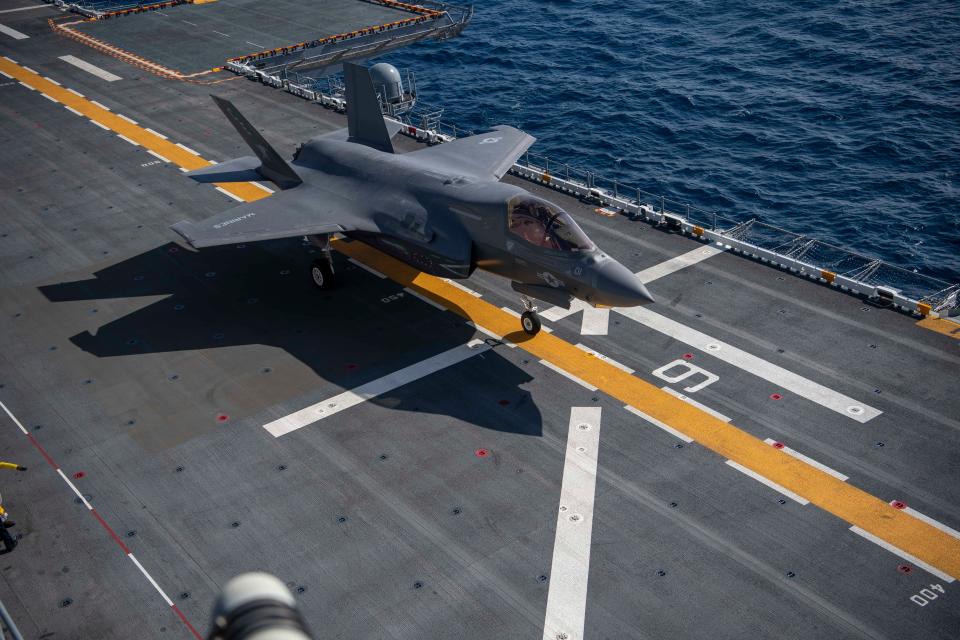 An F-35B Lightning II aircraft assigned to the "Vikings" of Marine Fighter Attack Squadron (VMFA) 225 lands on the flight deck aboard USS Boxer (LHD 4), Sept. 20, 2023.