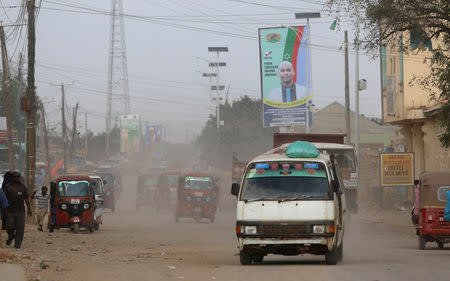 FILE PHOTO: Traffic flows along a street of the southern city of Baidoa, Somalia November 3, 2018. REUTERS/Feisal Omar/File Photo