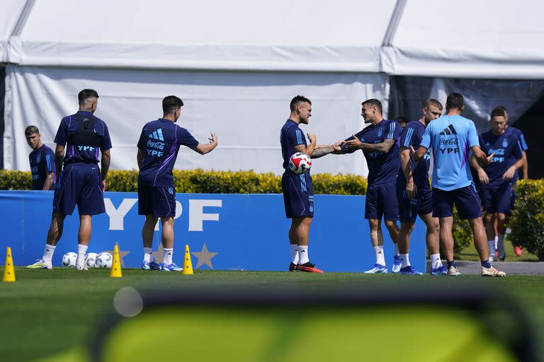 Entrenamiento del seleccionado nacional en el predio AFA de Ezeiza