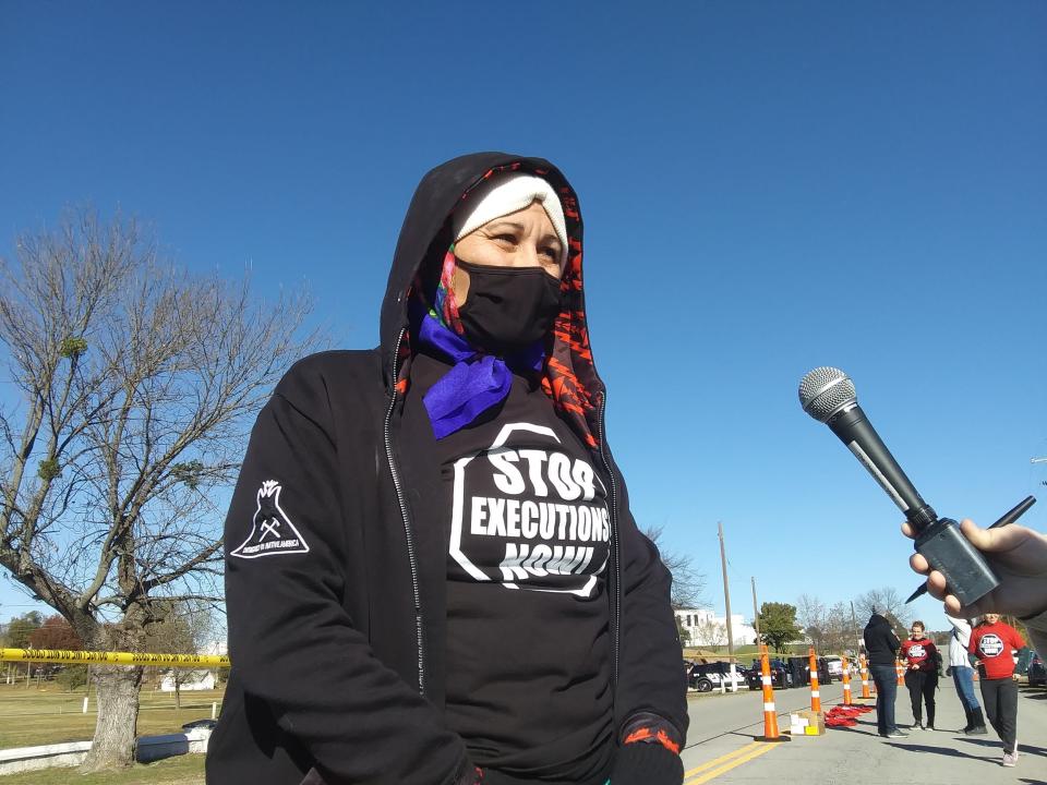 Ashley Nicole, a grassroots organizer and member of the Absentee Shawnee Tribe, speaks to reporters in McAlester about executions the morning of Julius Jones' scheduled death. Gov. Kevin Stitt announced Jones' life would be spared later that day.