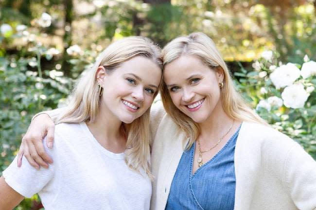 reese-witherspoon-and-ava