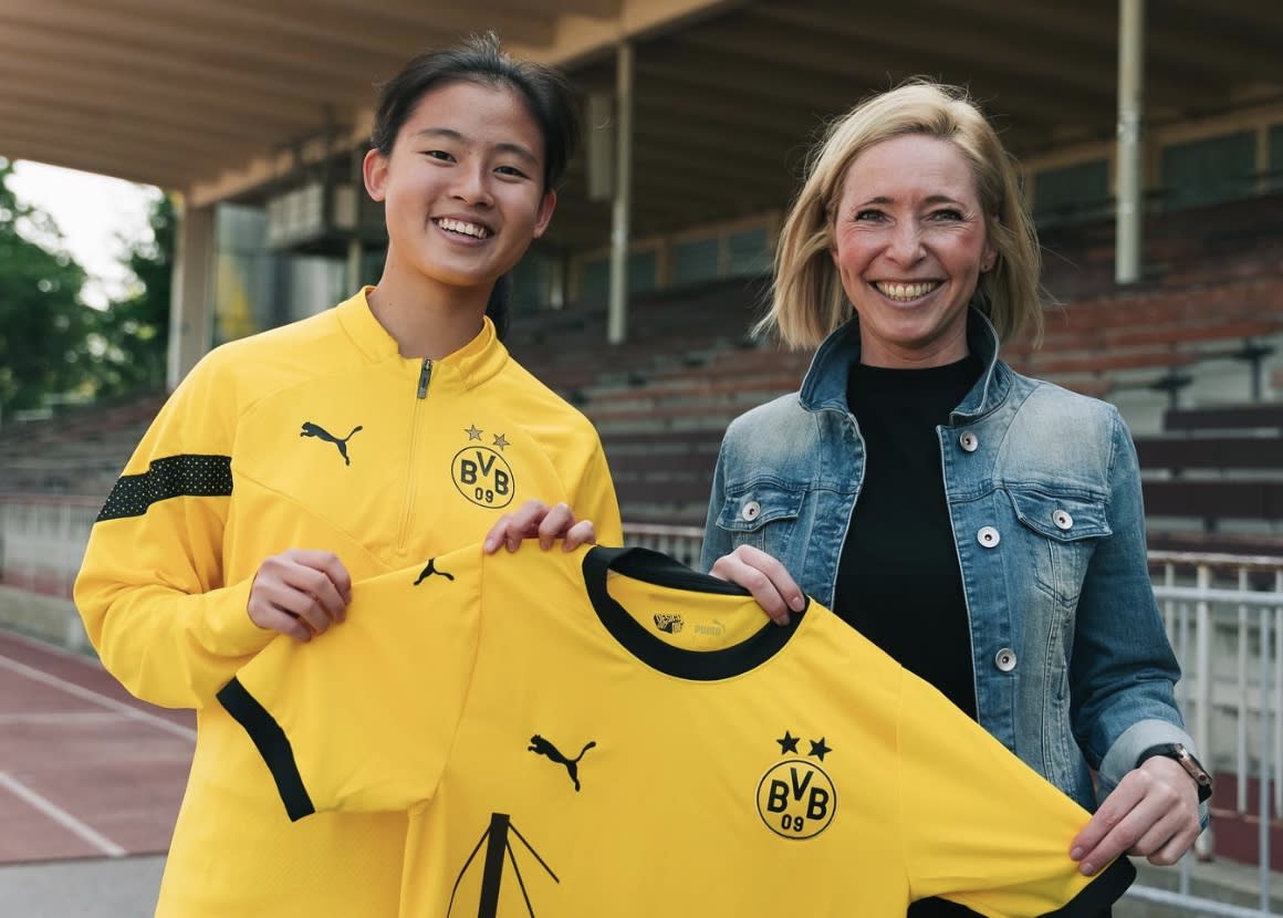 Singapore women's footballer Danelle Tan (left) beside Borussia Dortmund's head of women's football, Svenja Schlenker. (PHOTO: Instagram/Danelle Tan)