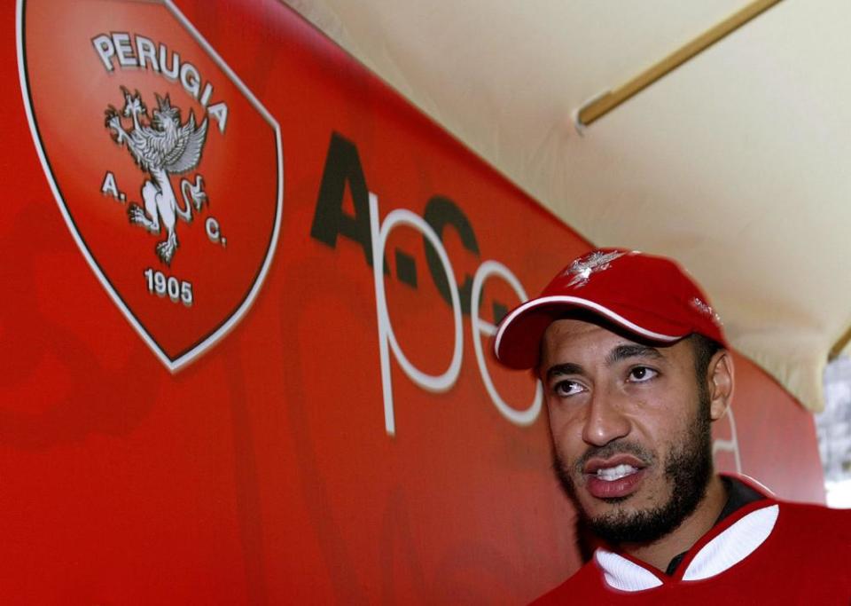 Saadi Gaddafi during his unveiling at Perugia in 2003.