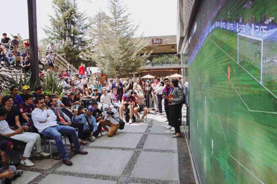 Máynez Universidad Anáhuac