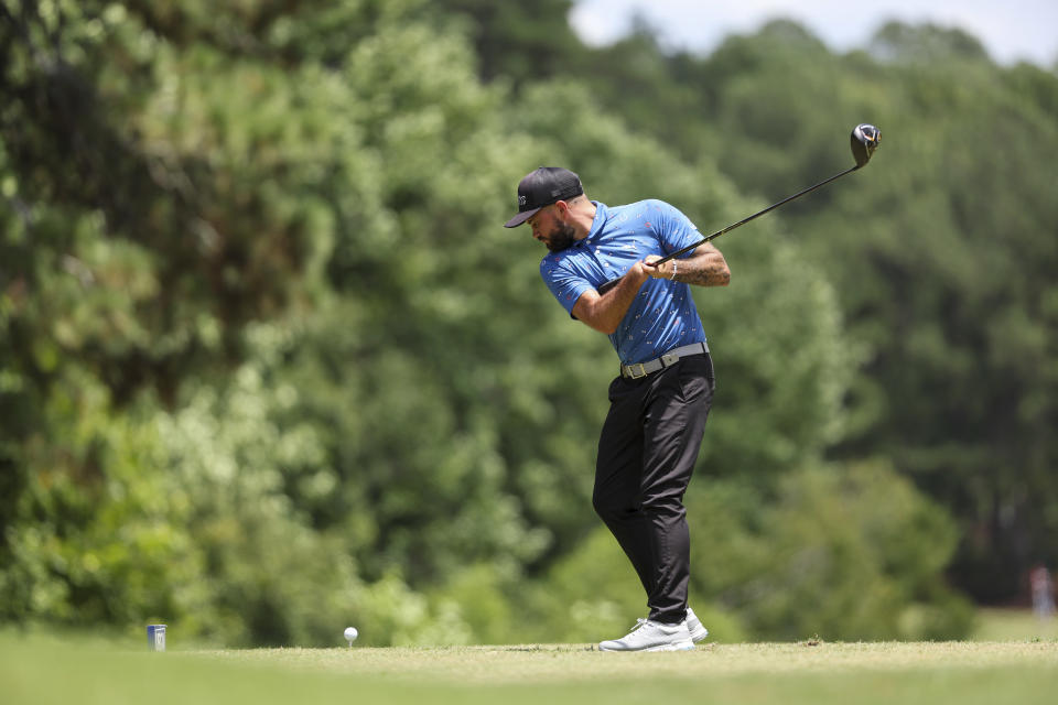 Cómo Brandon Canesi, el 'mejor golfista sin manos del mundo', está inspirando a otros a elegir un palo en el US Adaptive Open