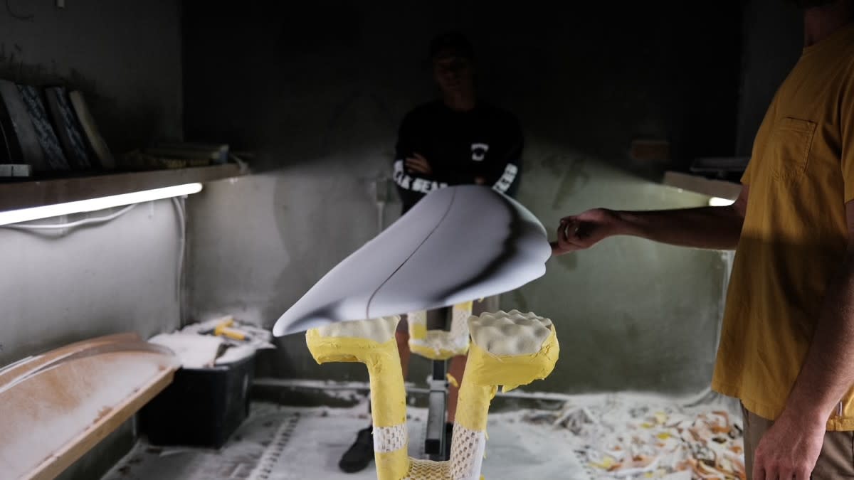 Smooth, drawn-out rails? Nah. Koa Smith and Matt Parker are creating something entirely different.<p>Photo: Album Surfboards</p>