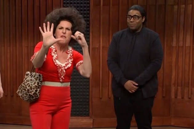 Molly Shannon Returns To 'Saturday Night Live' Like The Superstar She Is