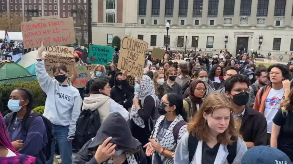 PHOTO: Pro-Palestinian and pro-Israel protesters demonstrate at Columbia University on April 18, 2024. (WABC)