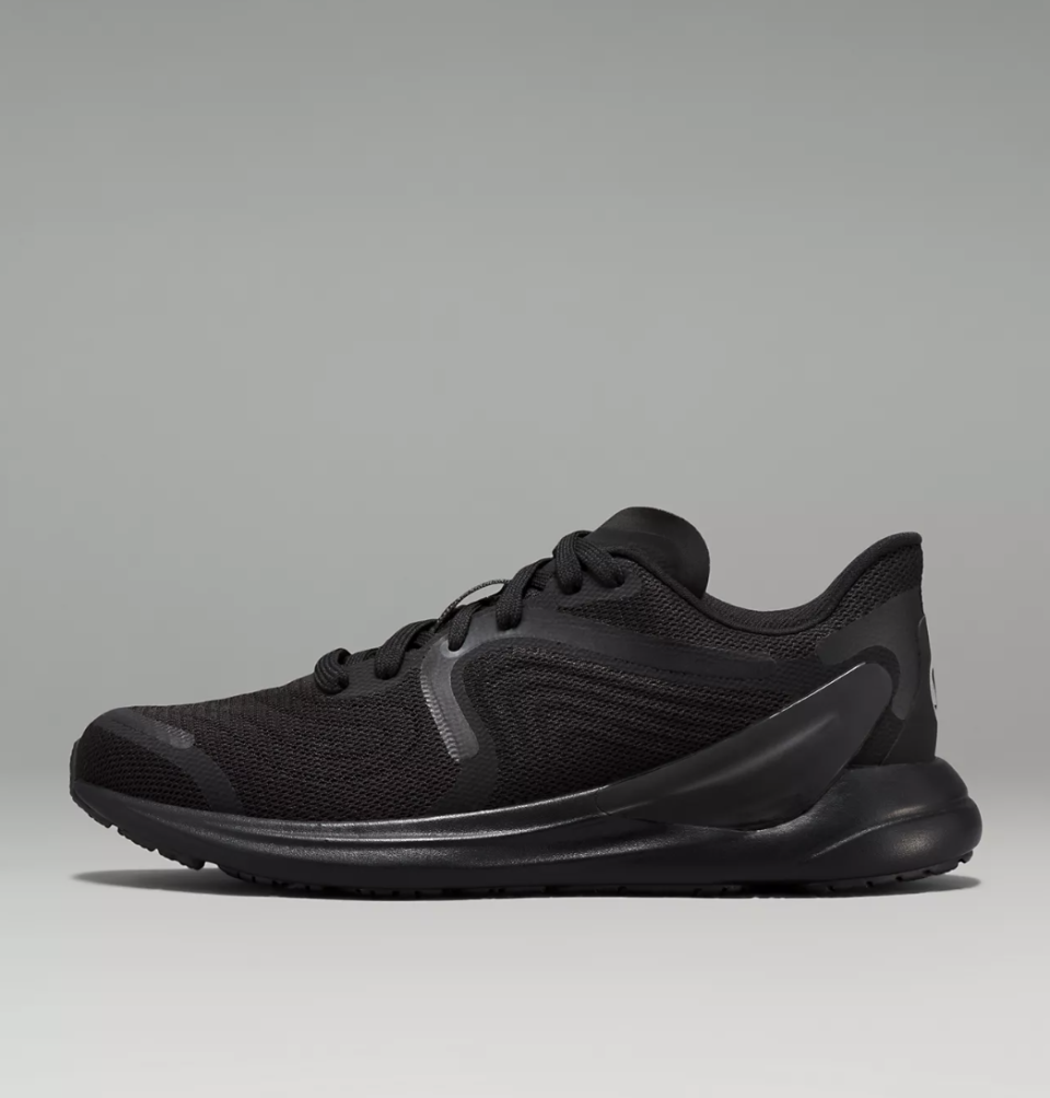 lululemon blissfeel 2 in Black/Black/Asphalt Grey (photo via lululemon)