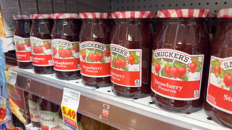 Smucker's preserves