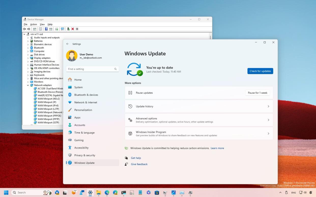  Windows 11 2023 Update desktop. 