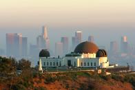 <p>Griffith Park gives visitors an aerial view of Los Angeles, Hollywood, and the Pacific Ocean, and houses multiple trails that lead straight to the Hollywood Sign. <br></p>