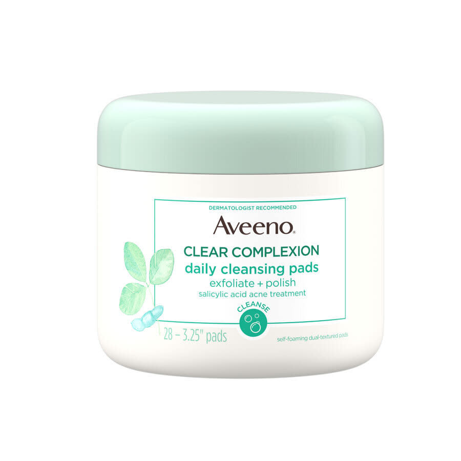 Aveeno Clear Complexion Daily Facial Cleansing Pads (Photo: Aveeno)