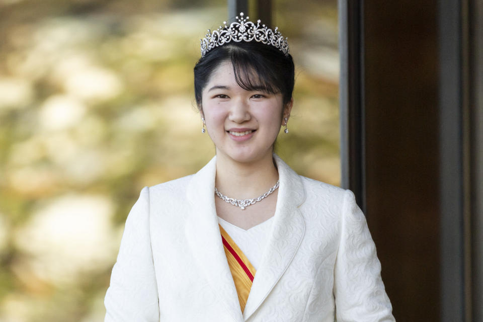 Japan's Princess Aiko, daughter of Emperor Naruhito and Empress Masako, greets members of the media on the occasion of her coming-of-age at the Imperial Palace in Tokyo on December 5, 2021, after celebrating her 20th birthday on December 1. (Photo by Yuichi Yamazaki / POOL / AFP) (Photo by YUICHI YAMAZAKI/POOL/AFP via Getty Images)