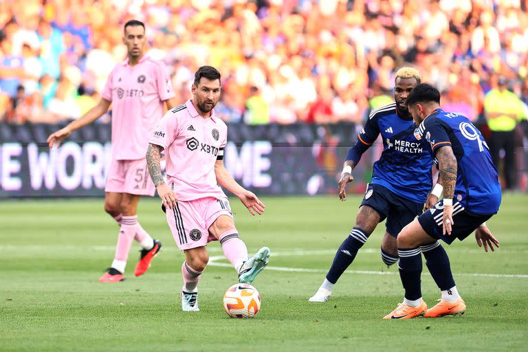 Junior Moreno y Aaron-Salem Boupendza, atrapados por la magia de Lionel Messi; primer partido que el capitán no convierte con la camiseta de Inter Miami