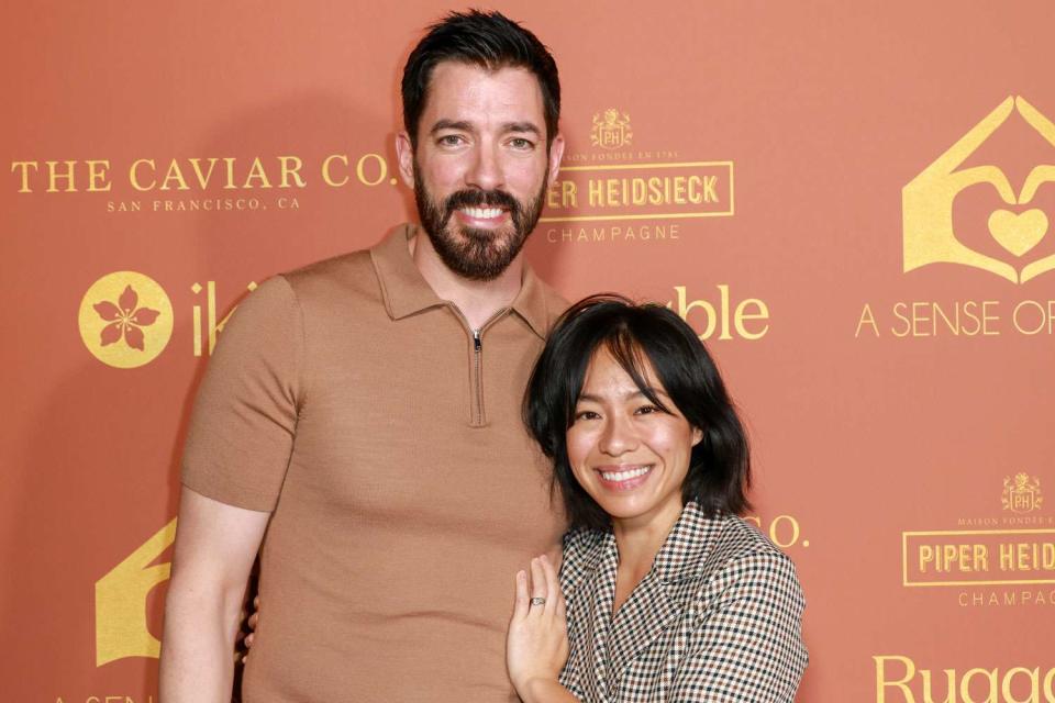 <p>Elyse Jankowski/Variety via Getty</p> Drew Scott and Linda Phan at the A Sense of Home Gala held on October 21, 2023