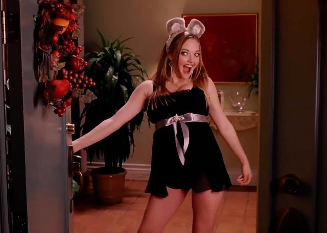 Gretchen Wieners totally fetch outfits in 'Mean Girls', 2004