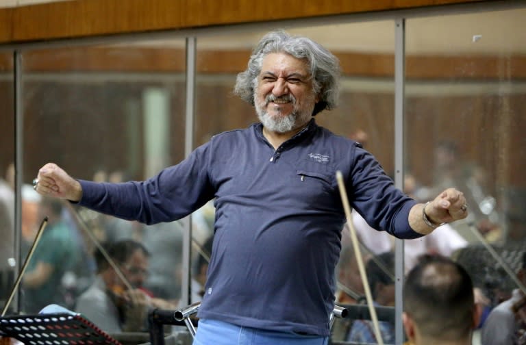 Ezzat became the orchestra's first Iraqi conductor in 1989 