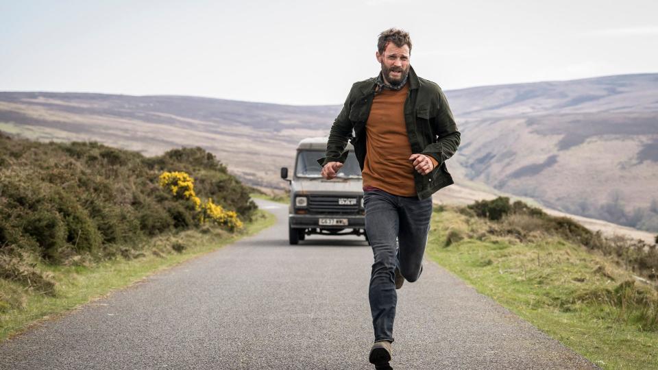 Jamie Dornan is back as Elliot Stanley