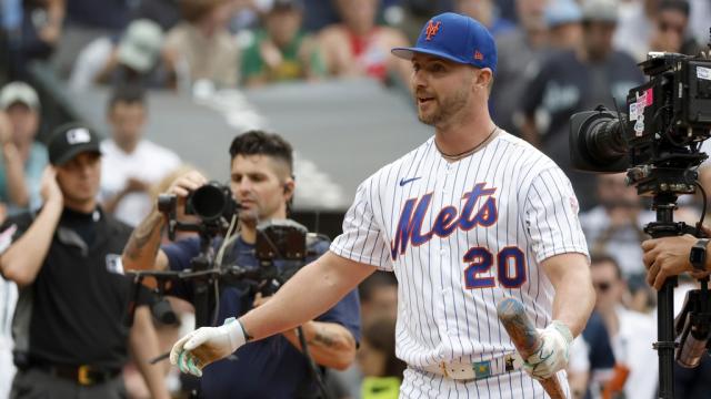 Mets slugger Pete Alonso's quest for Home Run Derby three-peat ends in  semifinals - CBS New York