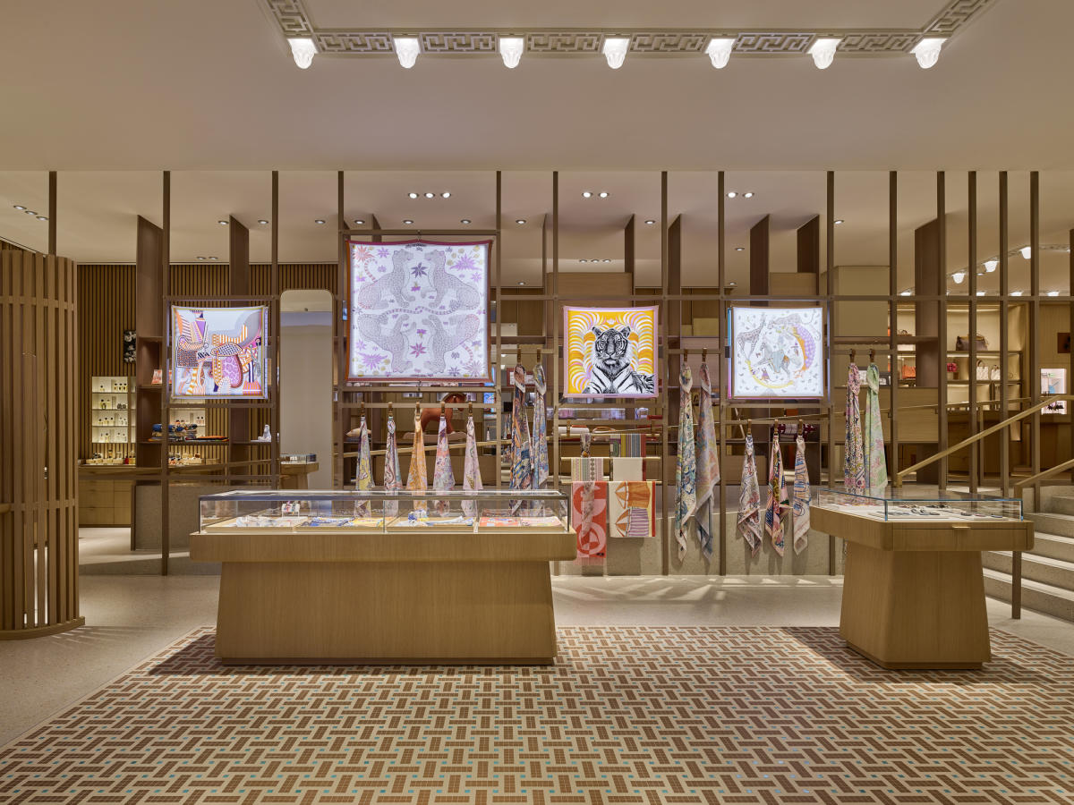 Louis Vuitton Opens First US Perfume Pop-Up at South Coast Plaza