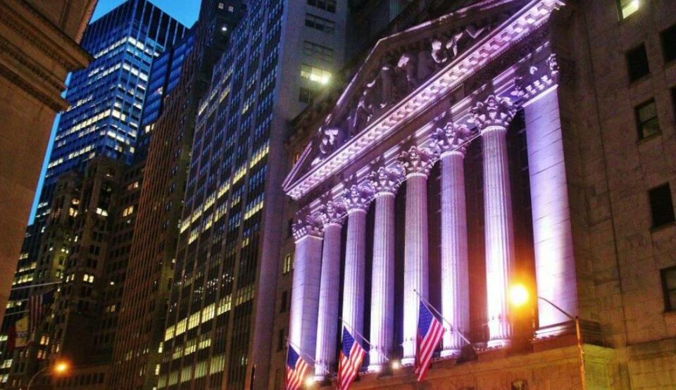 El consenso de Wall Street para 2023 dividido: ¿Mercado plano o mayores caídas?