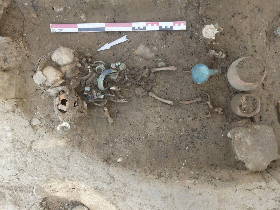 A child’s burial-style grave found in Narbonne.