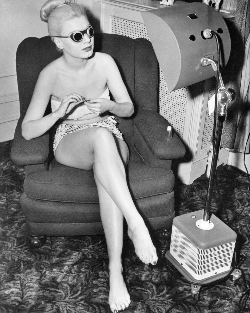 At-Home Tanning (1955)