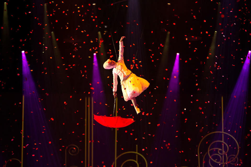 "Cirque Du Soliel: Worlds Apart 3D" Stills