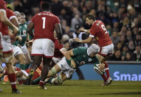 Rugby Union - Ireland v Canada - 2016 Guinness Series - Aviva Stadium, Dublin, Republic of Ireland - 12/11/16 Ireland's Ultan Dillane scores a try Reuters / Clodagh Kilcoyne
