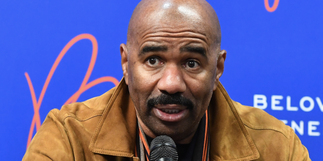 Steve Harvey's Clean Instagram Is Leaving 'Family Feud' Fans Absolutely  Speechless