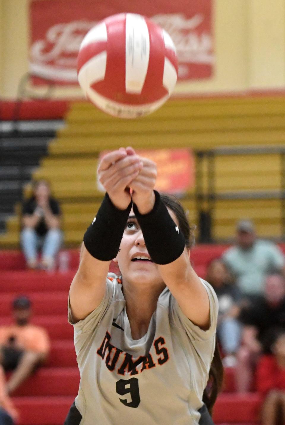 Dumas' Karyme Castillo returns the ball against Coronado in a volleyball match, Tuesday, Aug. 23, 2022, at Coronado High School. Dumas won the match.