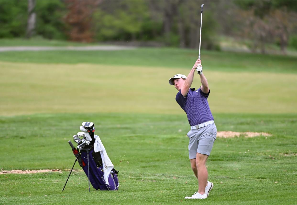 Bloomington South’s Luke Garrett hits a shot during the golf match against Edgewood at Cascades Golf Course on Tuesday, April 9, 2024.