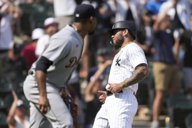 Yoan Moncada's BIZARRE home run - 7/30/21 