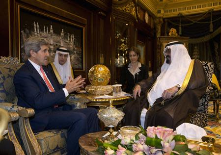 U.S. Secretary of State John Kerry meets with Saudi Arabia's King Abdullah (R) in Riyadh, November 4, 2013. REUTERS/Jason Reed