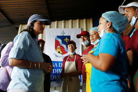 U.S. Ambassador to the United Nations Nikki Haley visits a shelter for Venezuelan migrants in Cucuta, Colombia August 8, 2018. REUTERS/Luisa Gonzalez