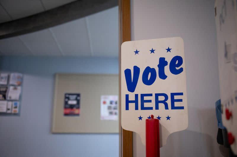 FILE PHOTO - Michigan Democrats and Republicans to choose their nominees in primary election